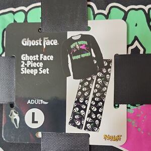 Spirit Black Ghost Face 2-Piece Sleep Set
